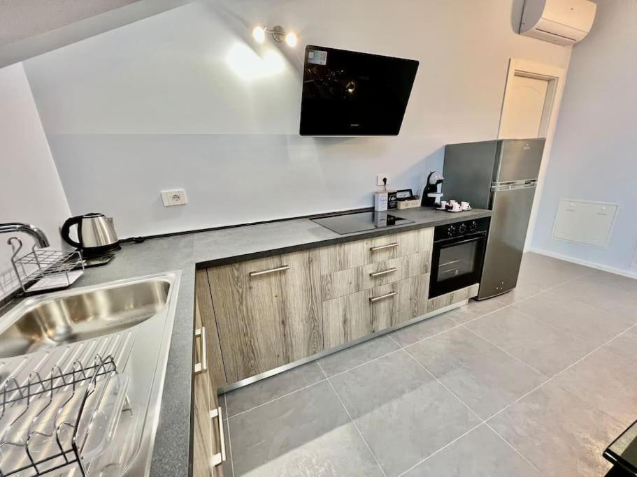 Prestigioso Attico A Passo Duomo By Revenue House Apartment Casale Monferrato Exterior photo