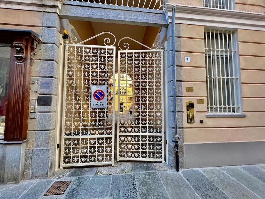 Prestigioso Attico A Passo Duomo By Revenue House Apartment Casale Monferrato Exterior photo